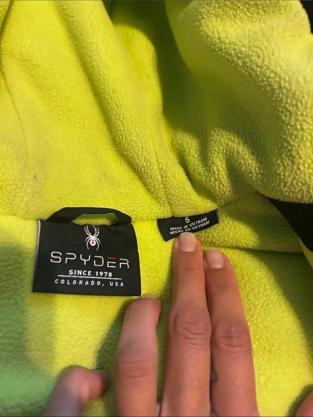 Spyder Kids Black and Neon Yellow Geometric Puffer Jacket